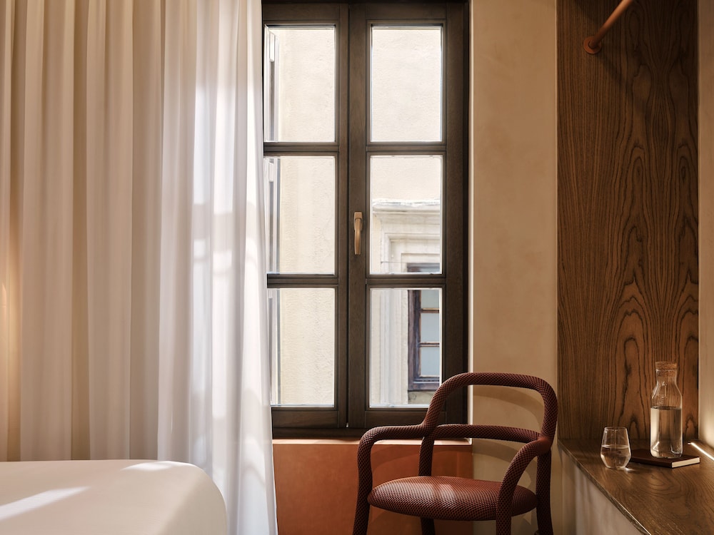 Hotel Porto Antico 17/23