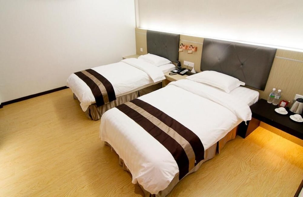 Kingsley Hotel 33/42