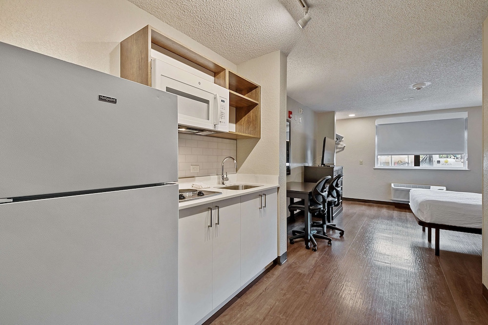 Extended Stay America Premier Suites Miami Downtown Brickell Cruise Port 41/54