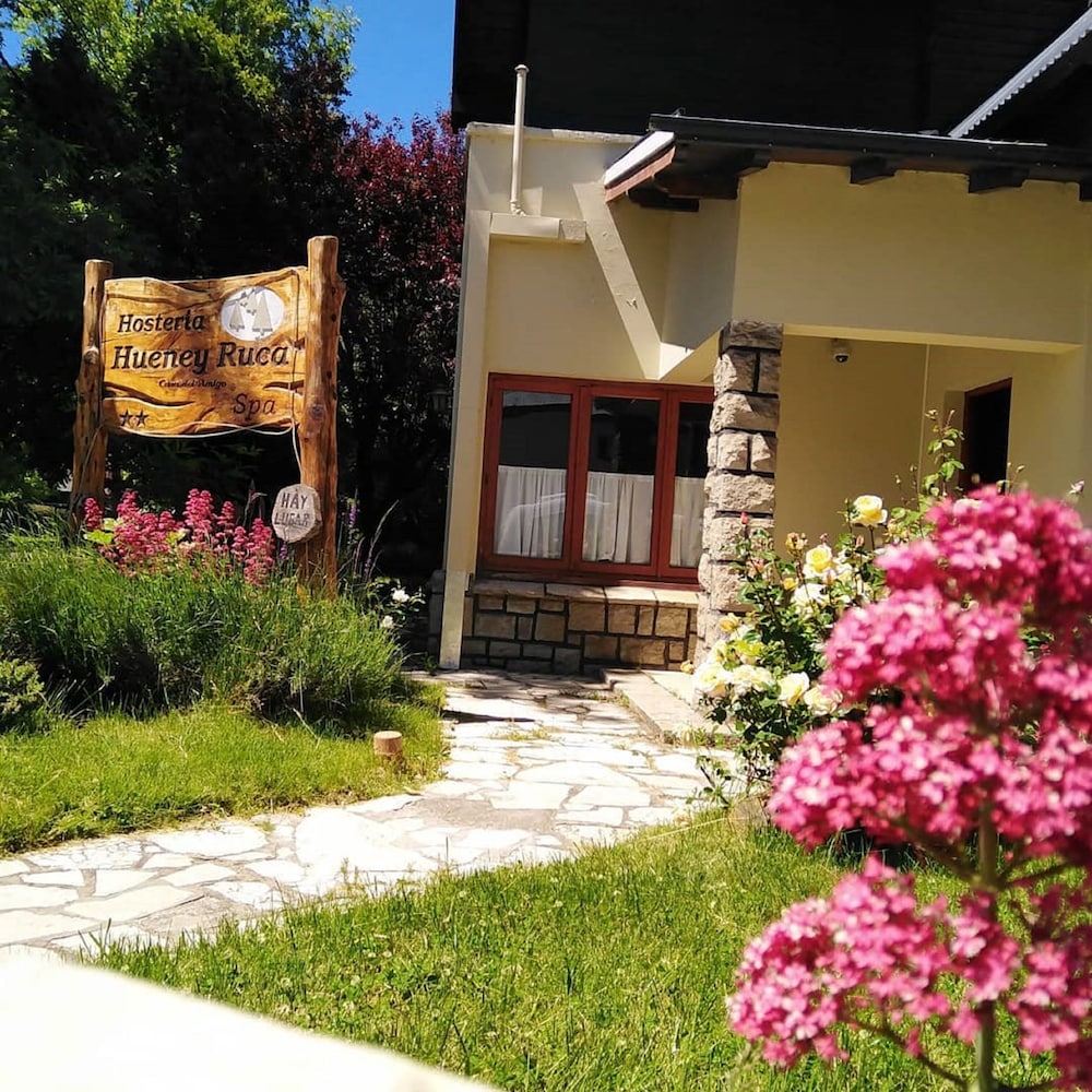 Hosteria Hueney Ruca 41/50