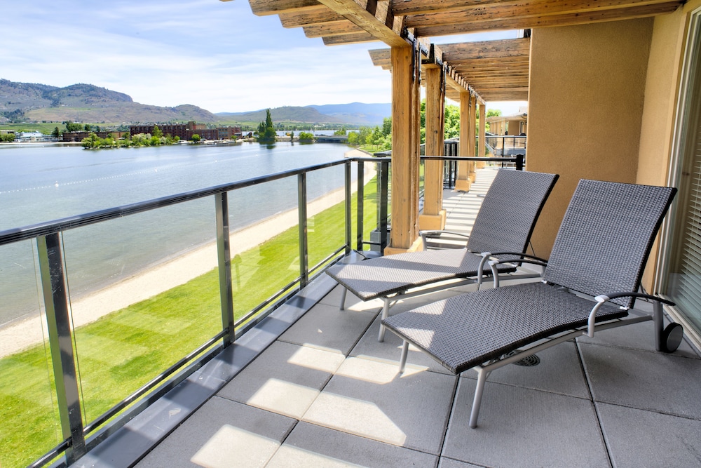 Watermark Beach Resort 8/39