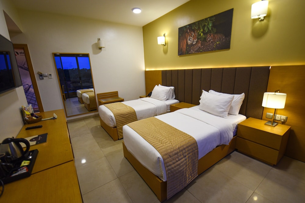 K Hotels 19/54