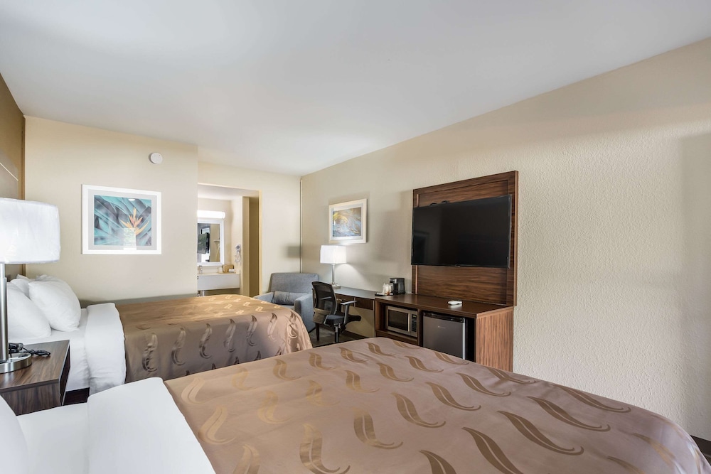 Quality Inn and Suites Suffolk 6/43