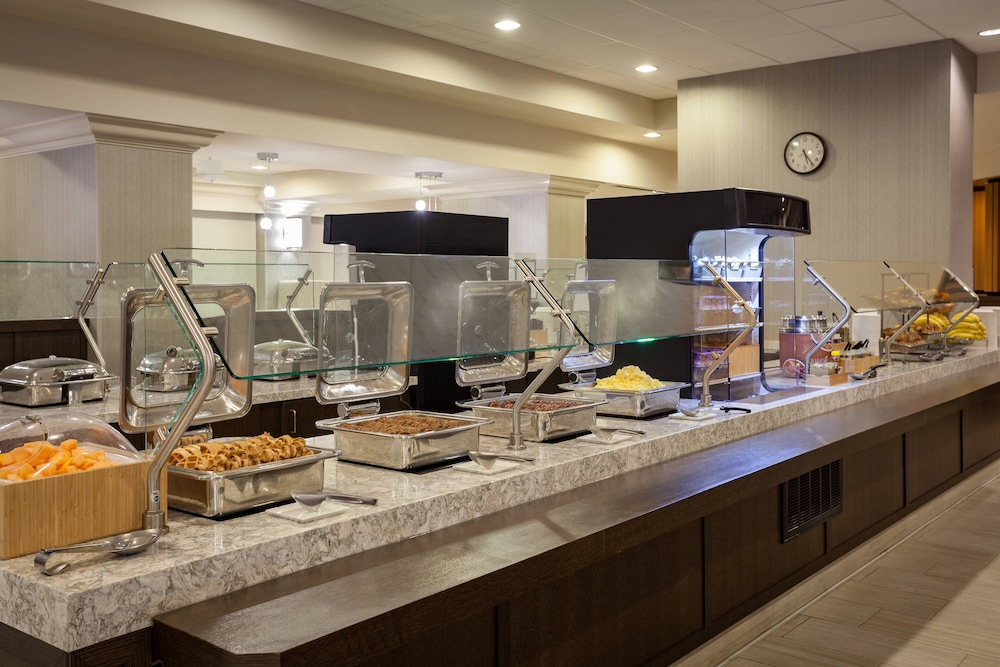 SpringHill Suites by Marriott Orlando Lake Buena Vista in the Marriott Village 45/58