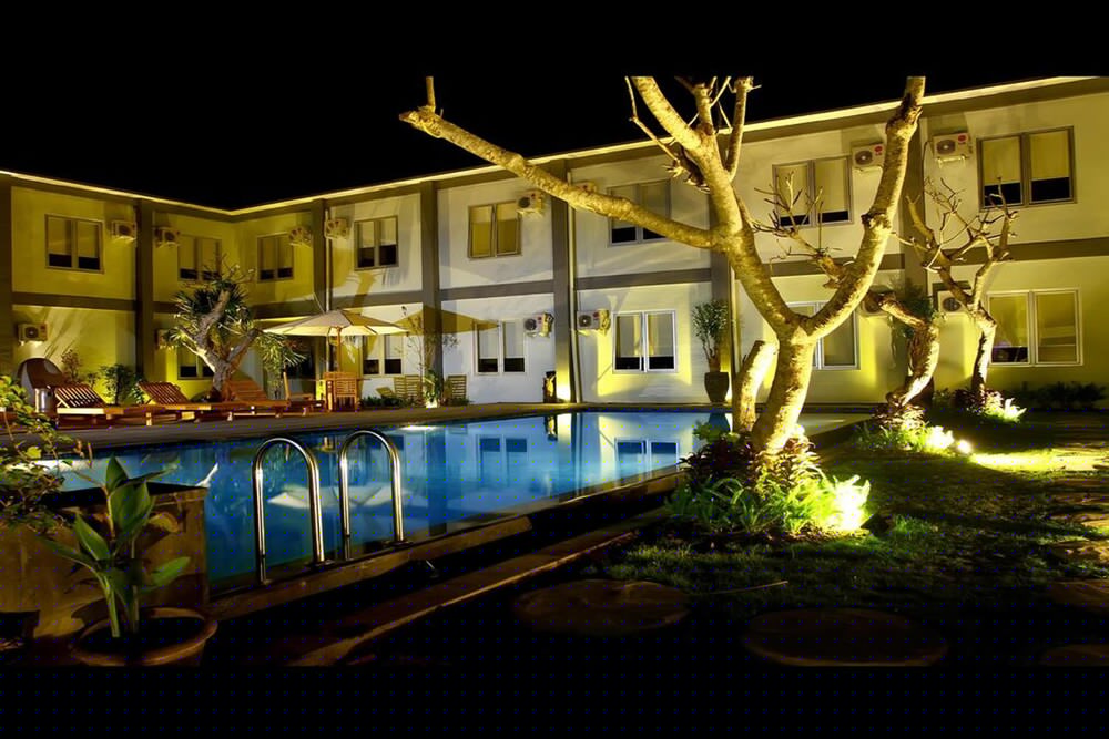 Grand Royal Bil Hotel 27/31