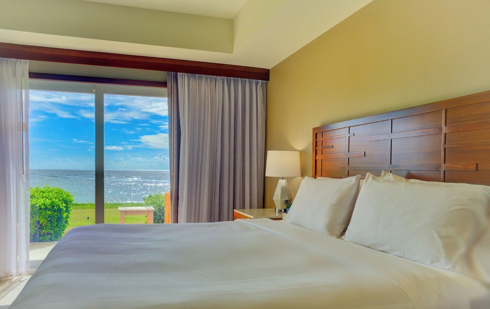 JW Marriott St. Maarten Beach Resort & Spa 9/50