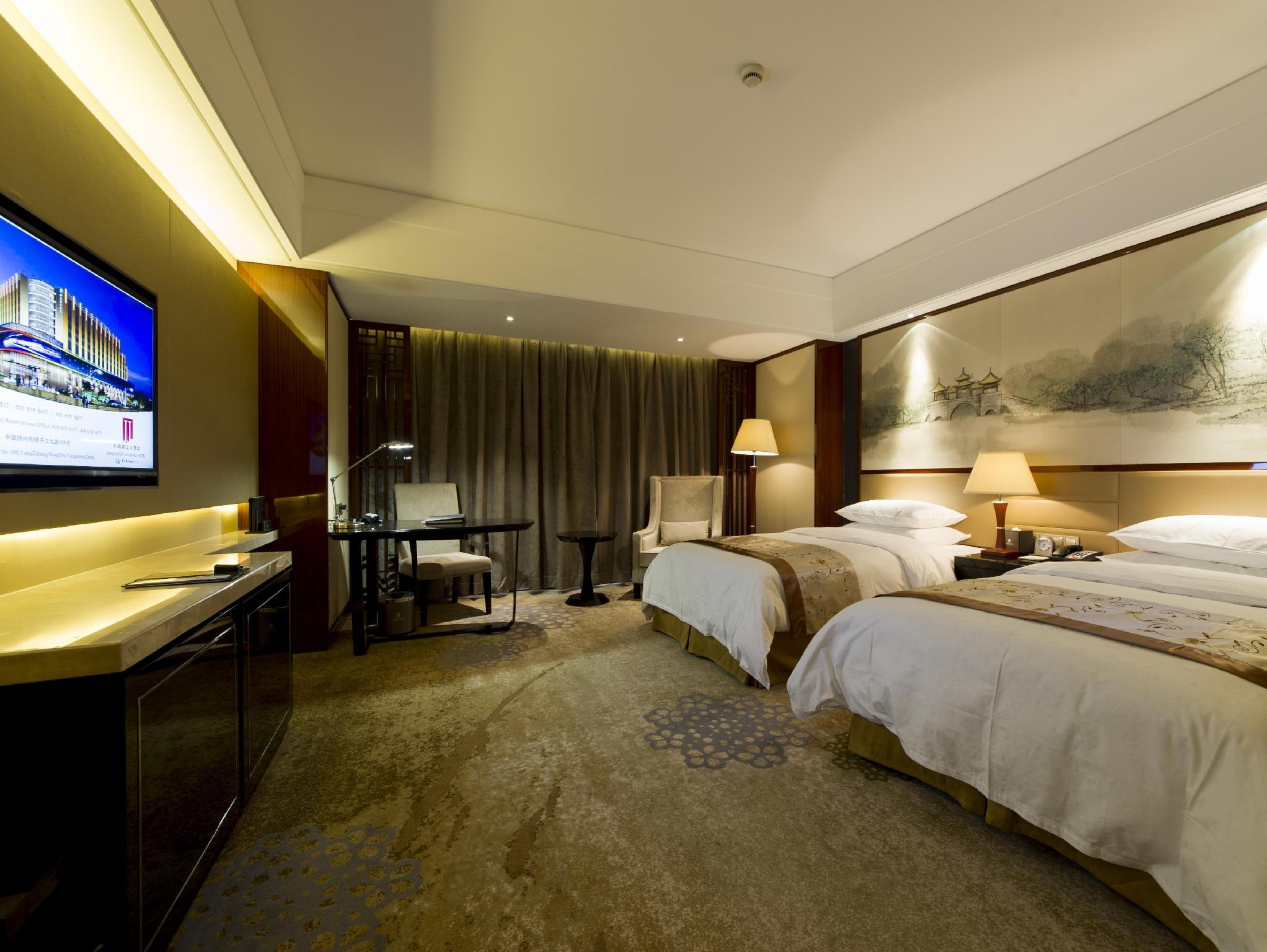 DELUXE, TWIN BEDS