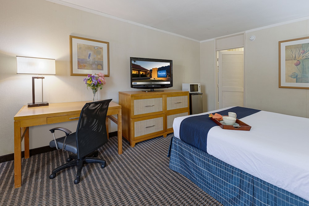 Travelodge By Wyndham Palm Springs 22/41