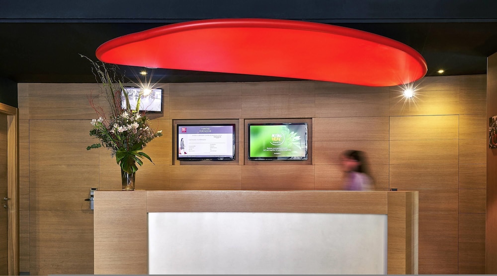 Ibis Barcelona Centro Sagrada Familia 11/70