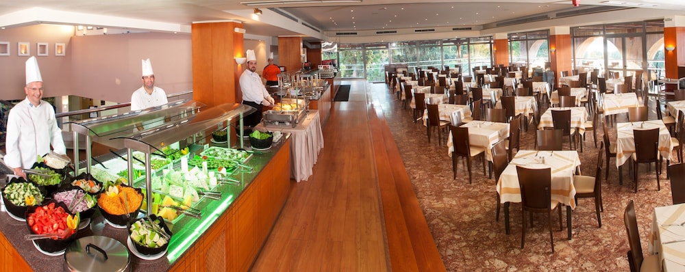 Oceanis Beach Hotel 24/50