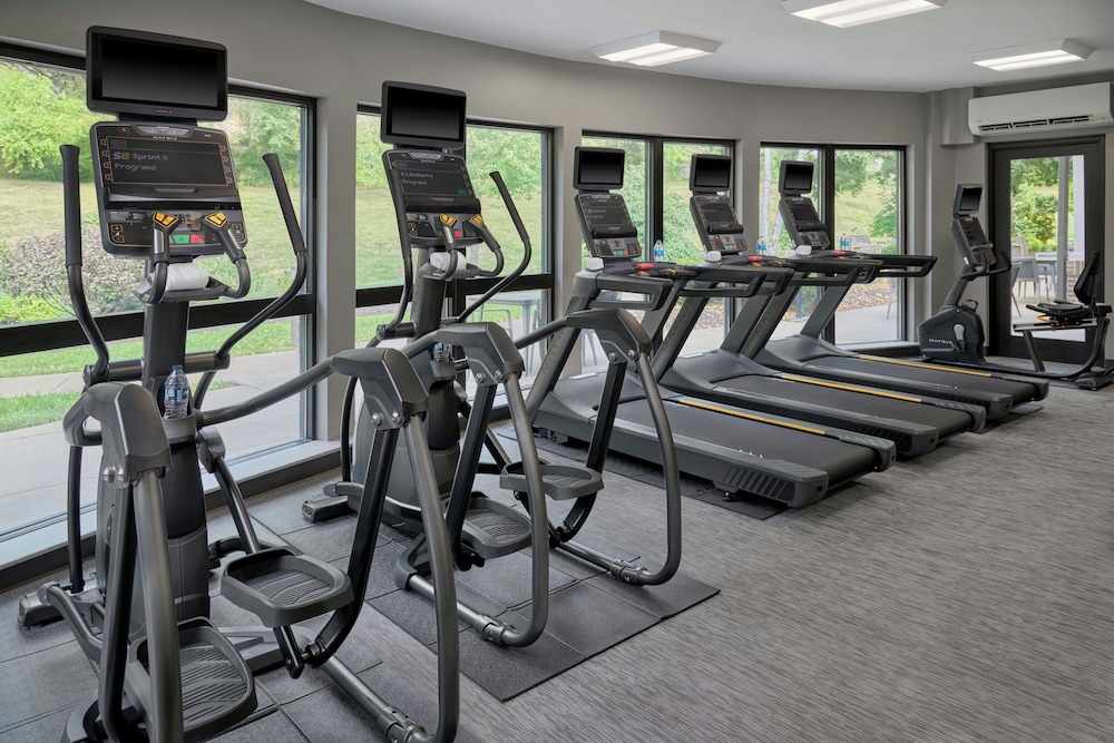 Courtyard by Marriott Kansas City Shawnee 37/71