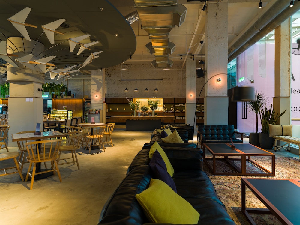 Tune Hotel Klia2 49/61