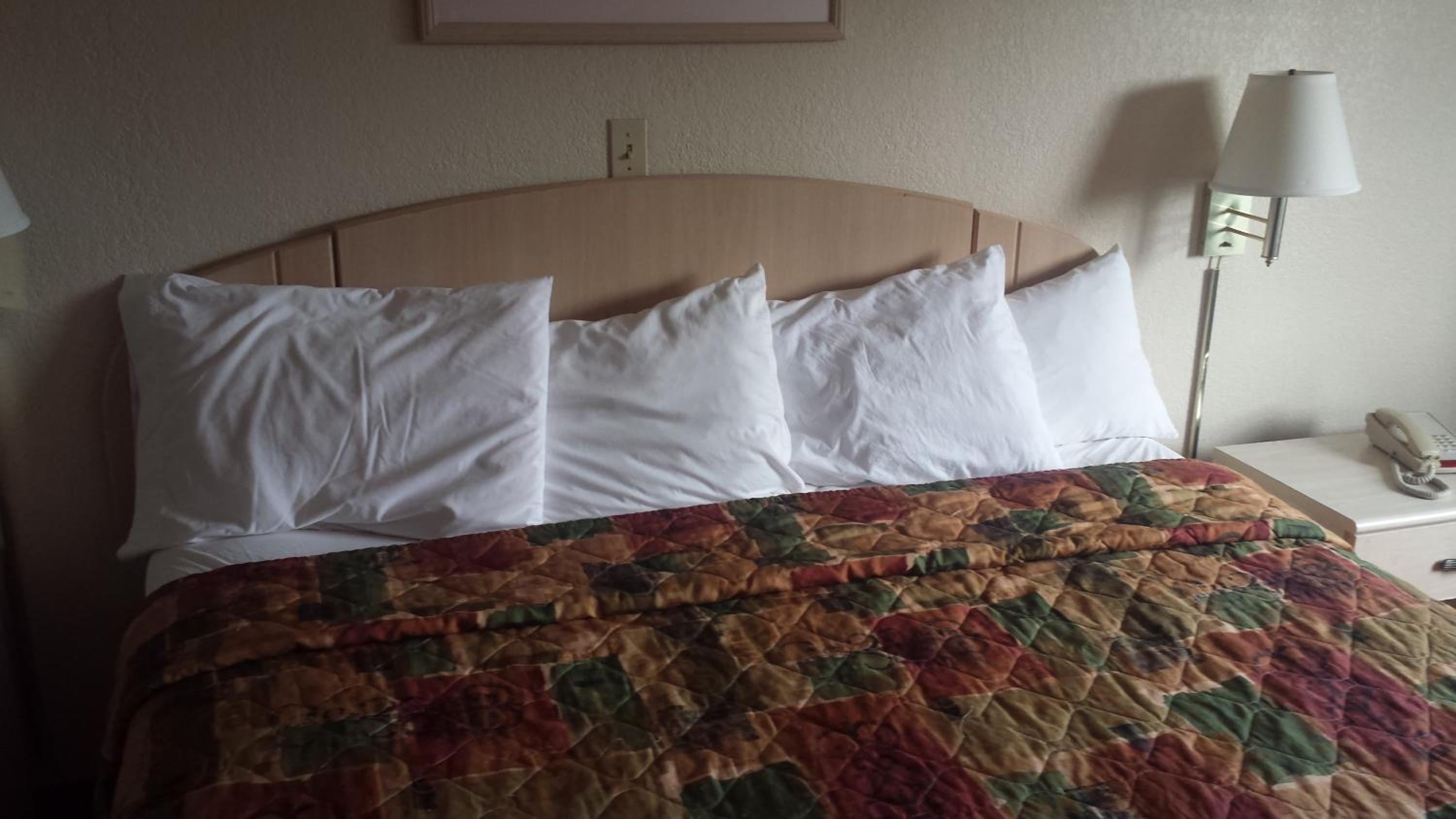 Americas Stay Inn - Leavenworth 23/30
