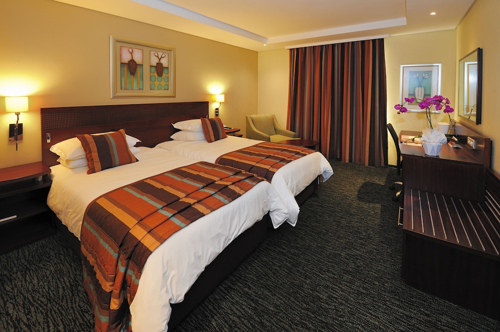 City Lodge Hotel Fourways 12/40