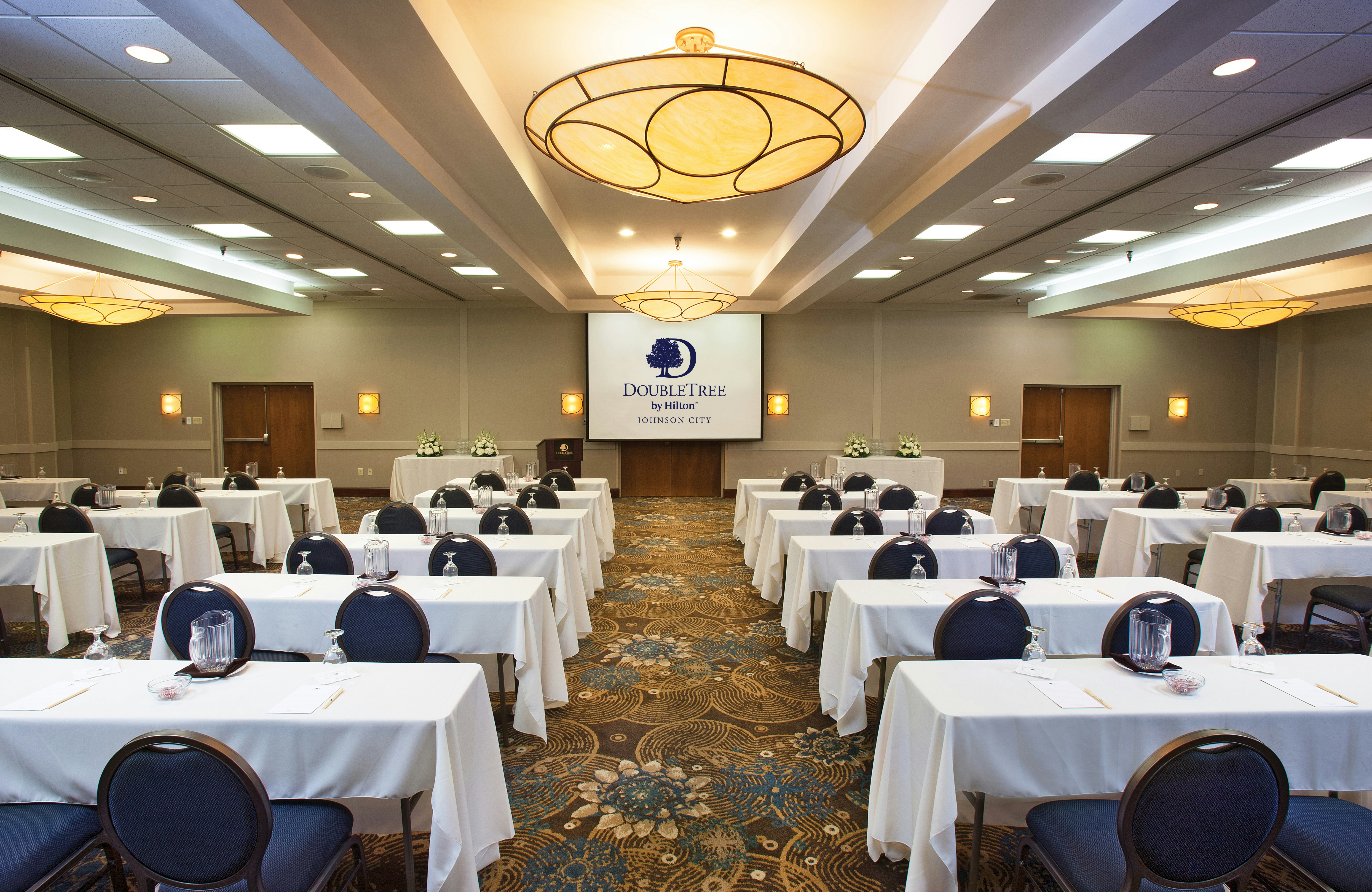 DoubleTree by Hilton Hotel Johnson City 59/61