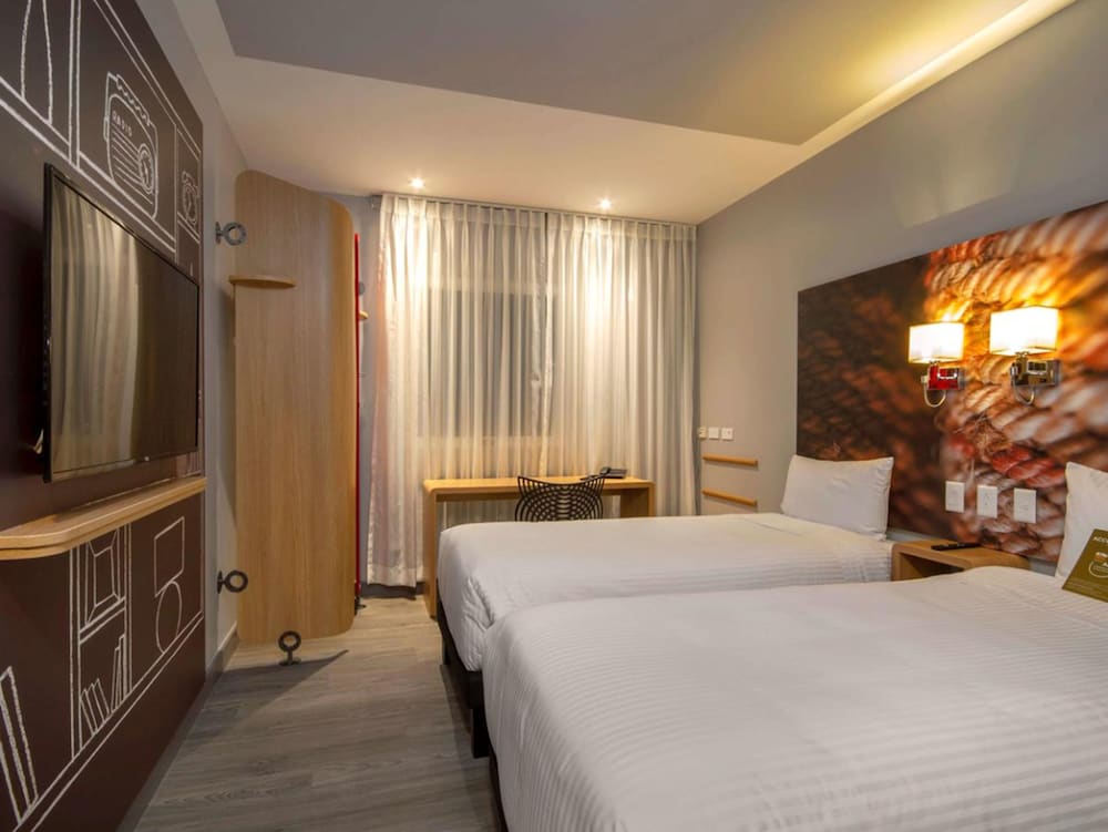 Ibis Quito 19/61