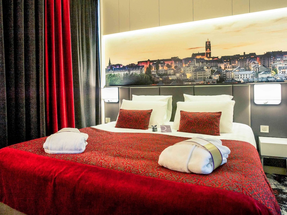 Mercure Rodez Cathedrale 15/50