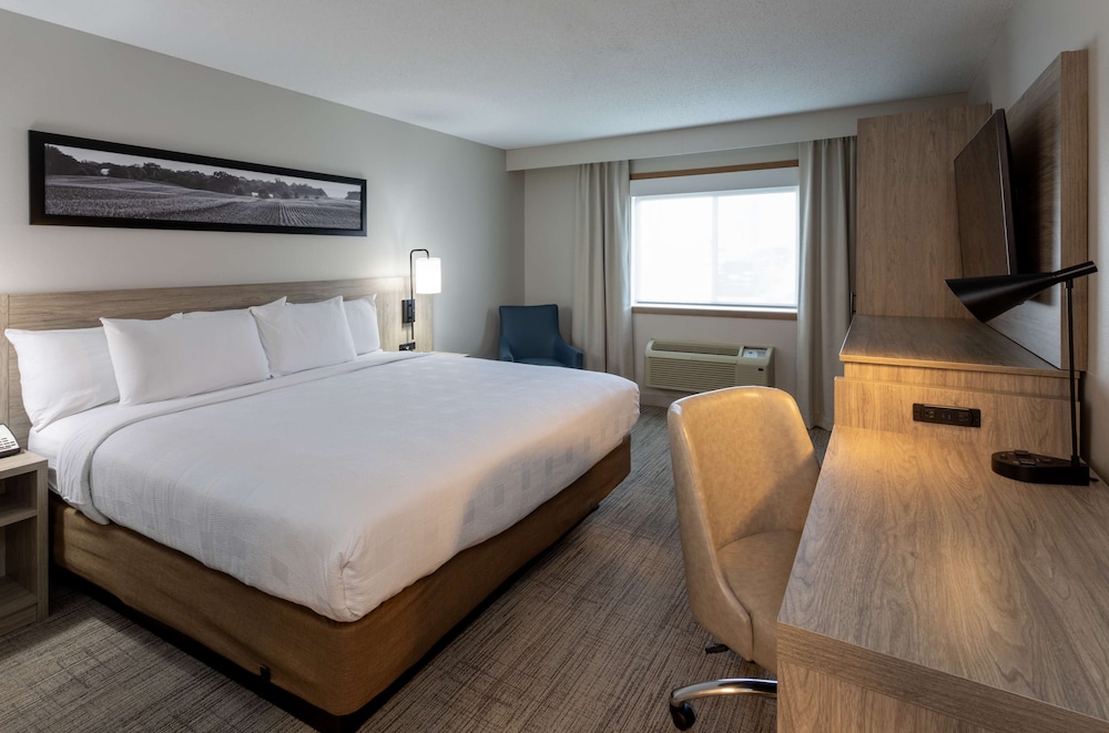 Grandstay Hotel Suites 17/50