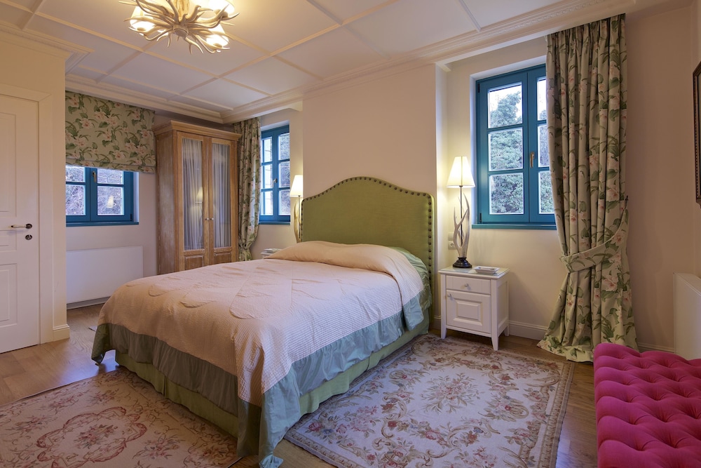 Zagori Suites 13/72