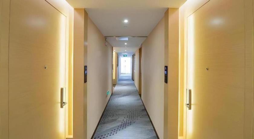 Lavande Hotel (Jinbo Plaza, Konggang Avenue, Jiahe Wanggang Metro Station, Guangzhou) 16/44