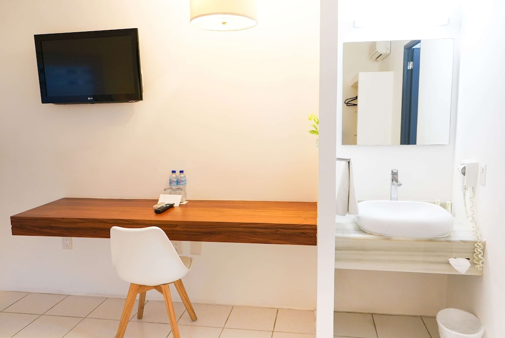 TRYP by Wyndham Chetumal 32/42