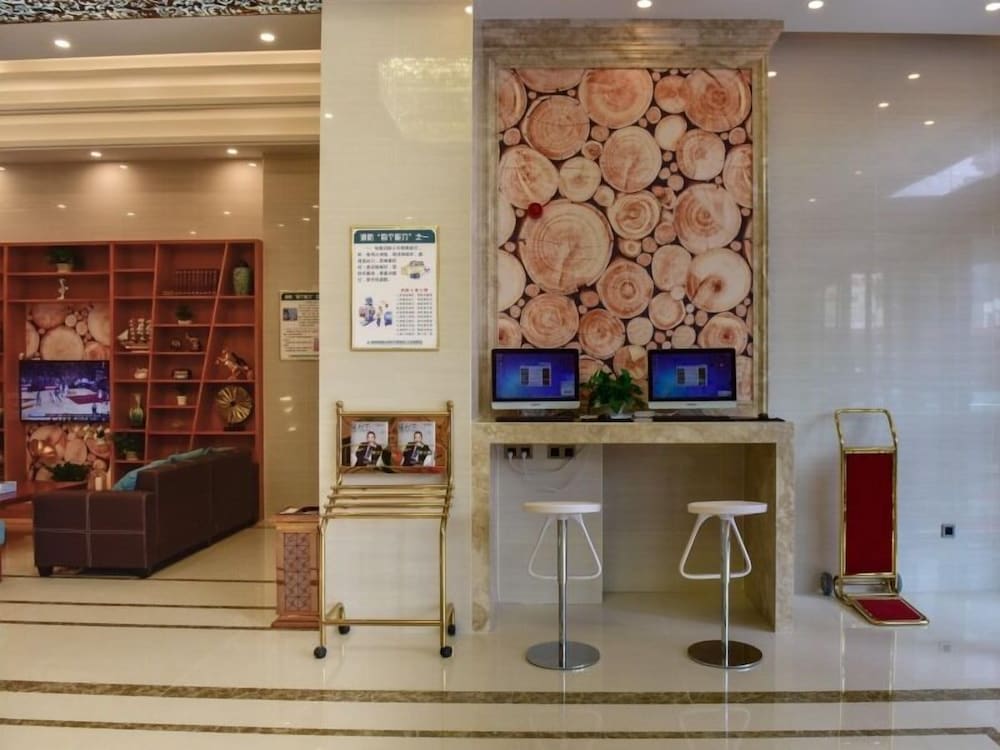 Lobby at GreenTree Inn (Qichun Ouyada Square), HUANGGANG