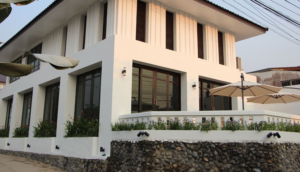 Baan Nan Hotel 5/53