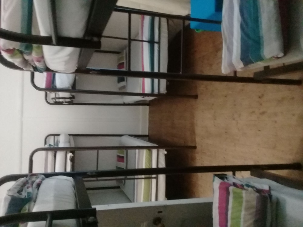 Lighthouse Farm Backpackers Lodge 27/42