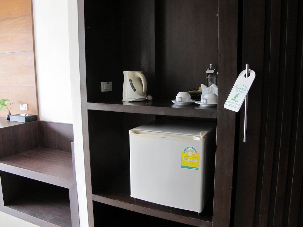 APASARI KRABI 8/33