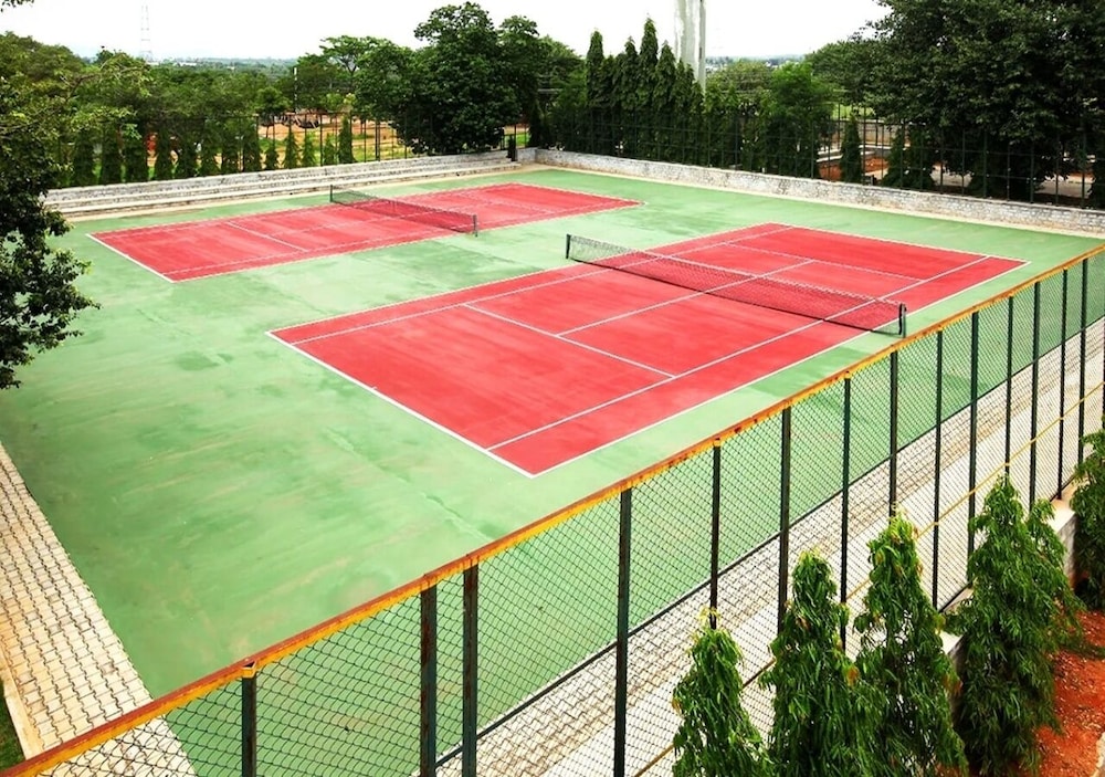 Eagleton - The Golf Resort 31/55