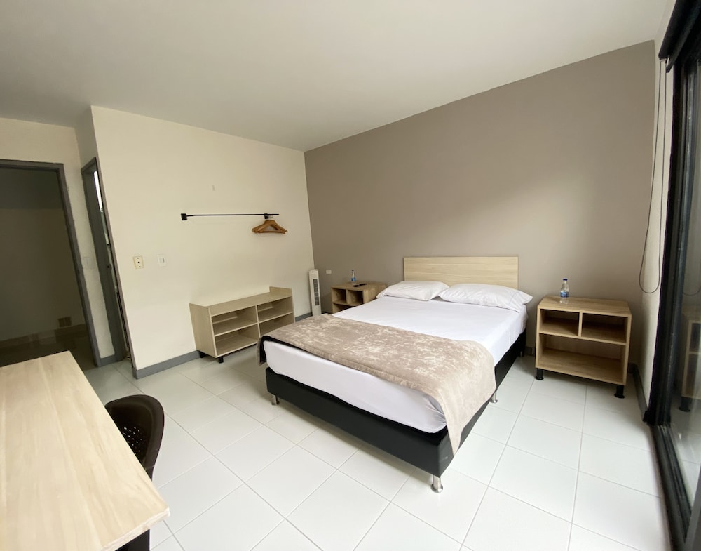 Ayenda 1224 Pixel House 12/53