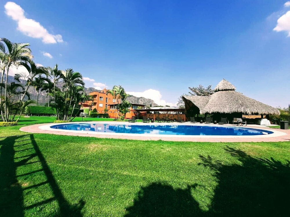 Hotel Real del Valle 35/50