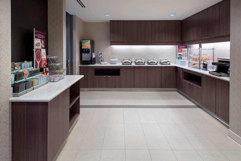 Residence Inn By Marriott Boston Bridgewater 8/42