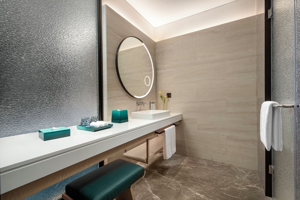 غرفة بريميوم بسريرين مزدوجين، HUALUXE Resort Beihai Silver Beach by IHG 3/4