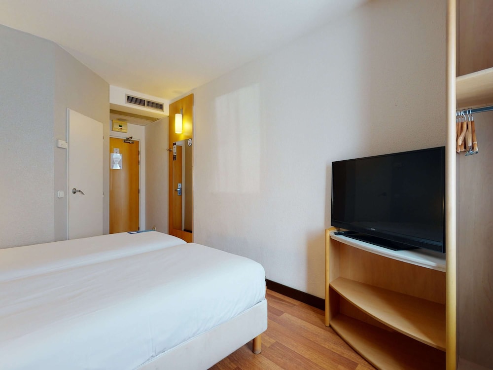 Ibis Bratislava Centrum Hotel 19/66