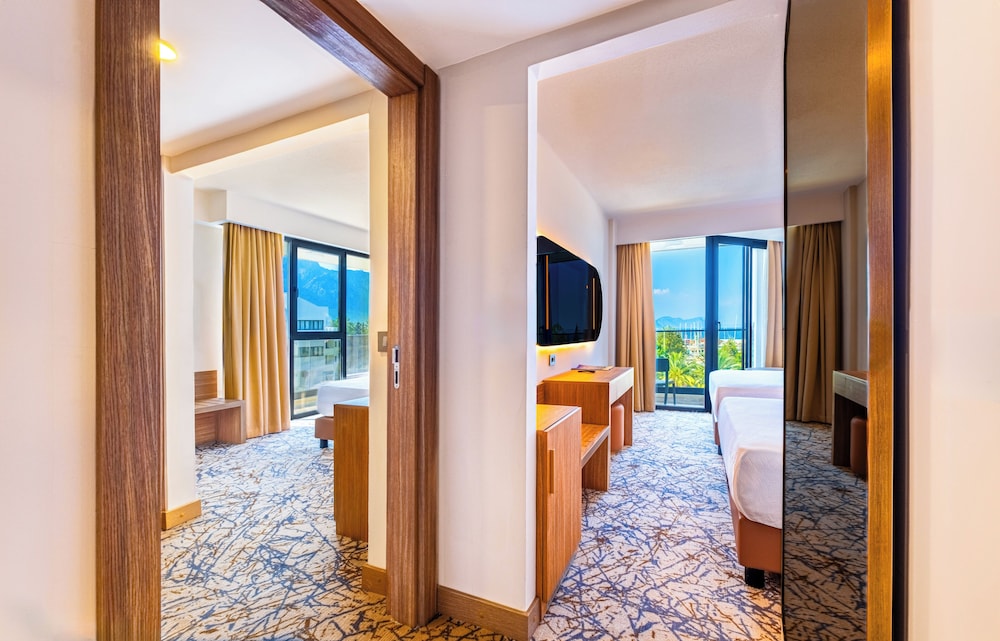 Ozkaymak Marina Hotel photo3