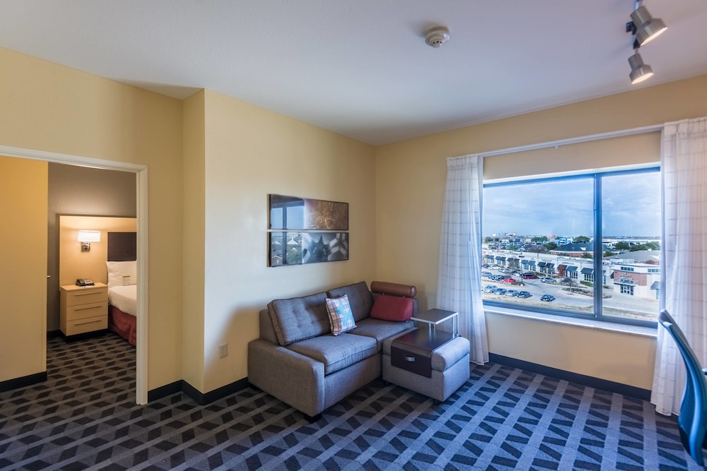 TownePlace Suites Dallas DeSoto 15/27