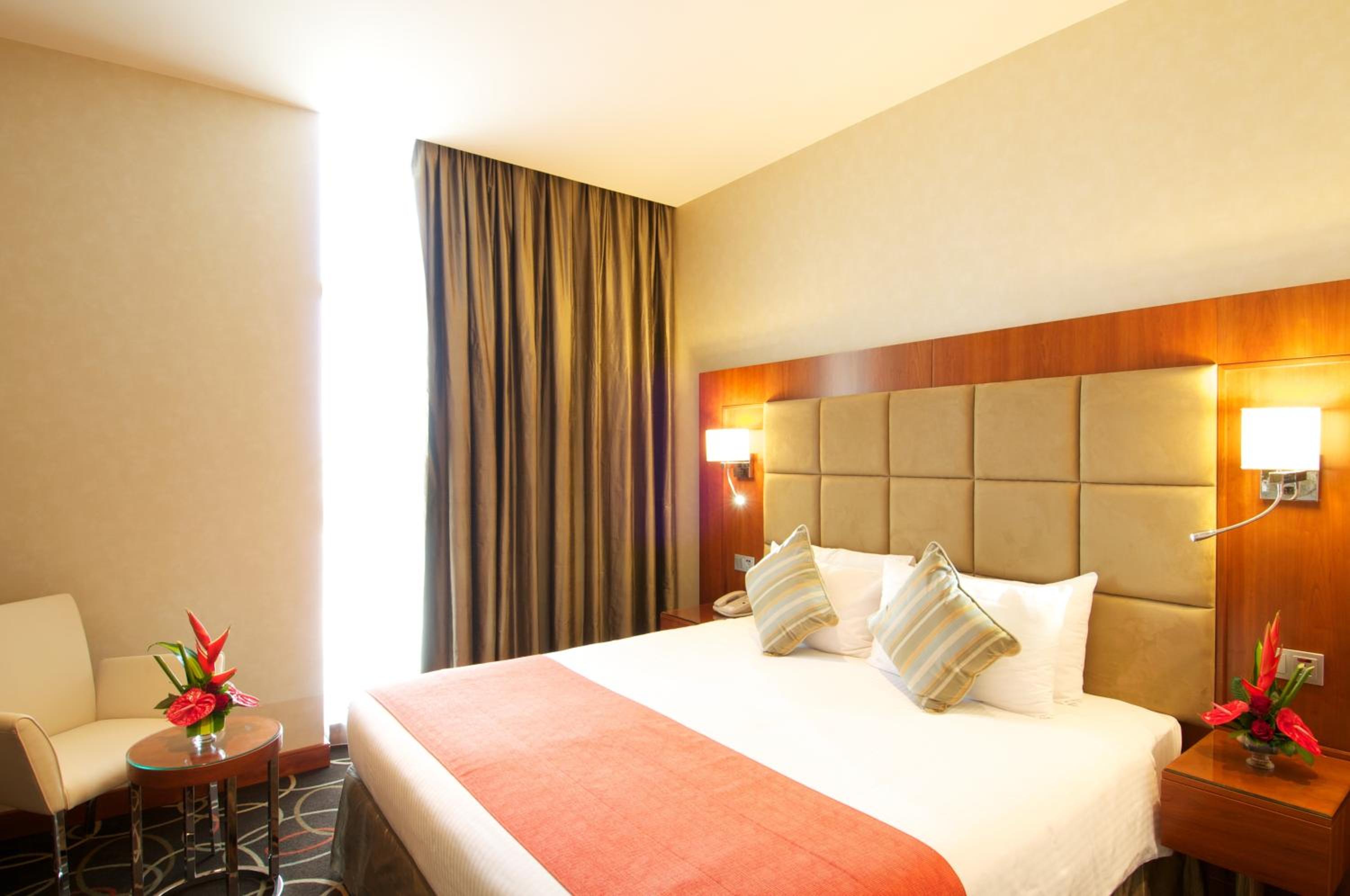 Beach, Executive, Suite