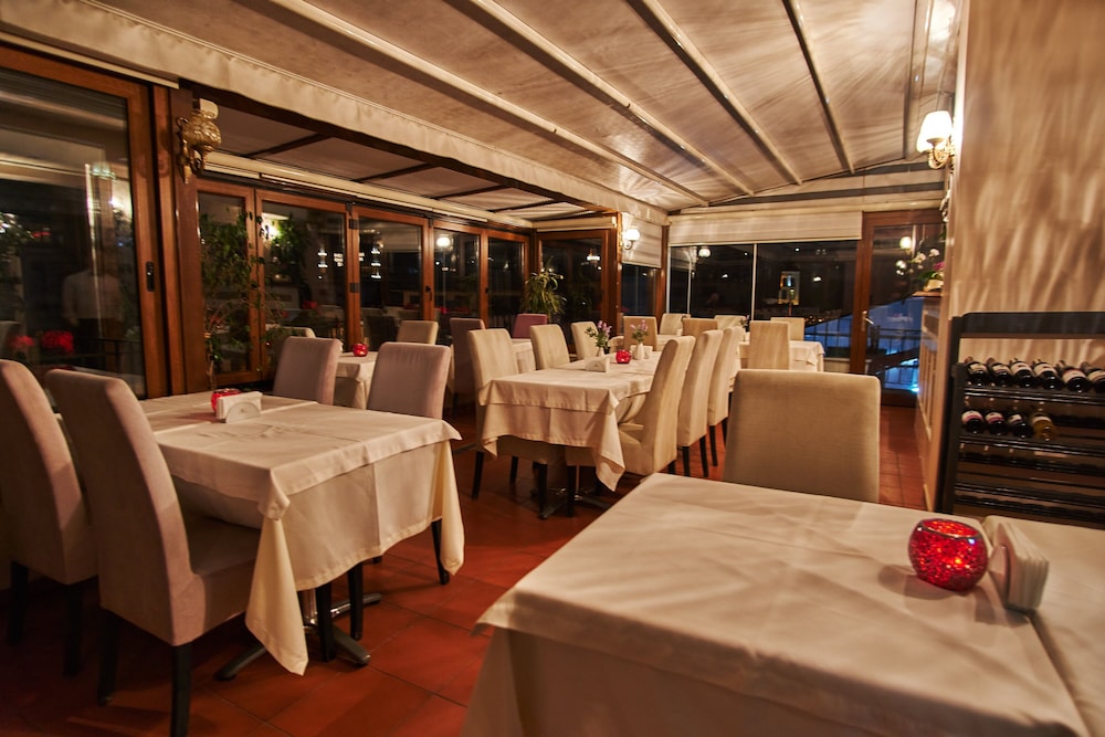 Celal Sultan Hotel Special Class 67/87