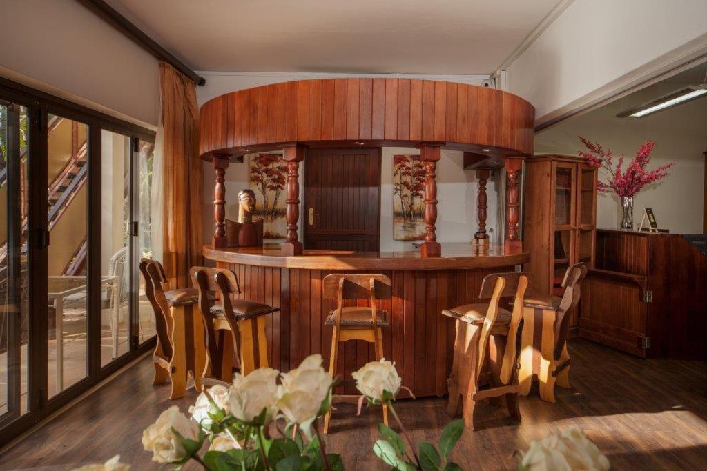 Tamboti Lodge 4/24