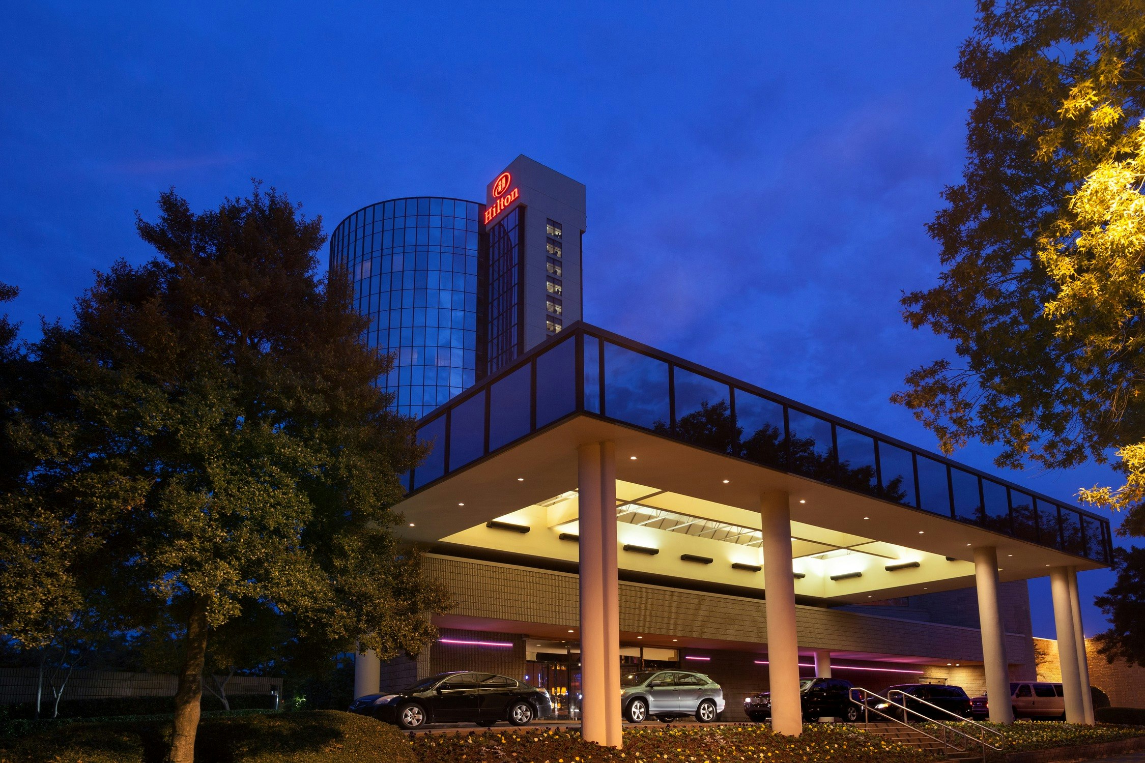 Hilton Memphis 2/50