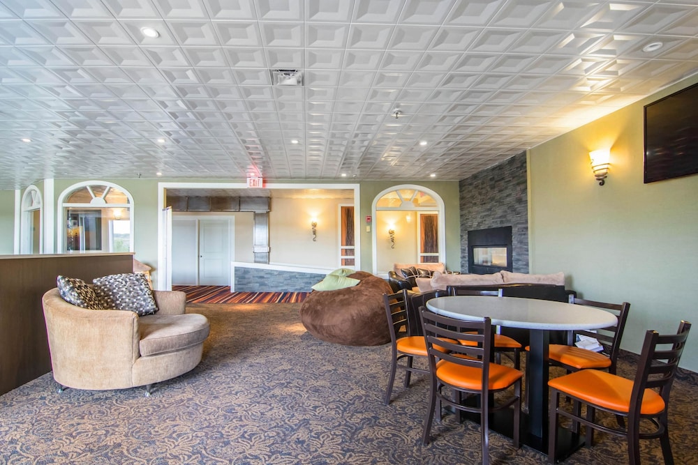 Quality Hotel Drumheller 30/40