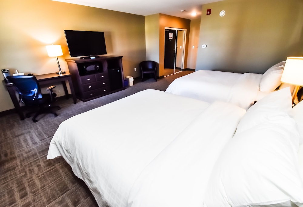 Canad Inns Destination Centre Transcona 16/51
