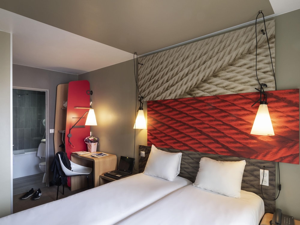 IBIS SAINT GRATIEN 10/50