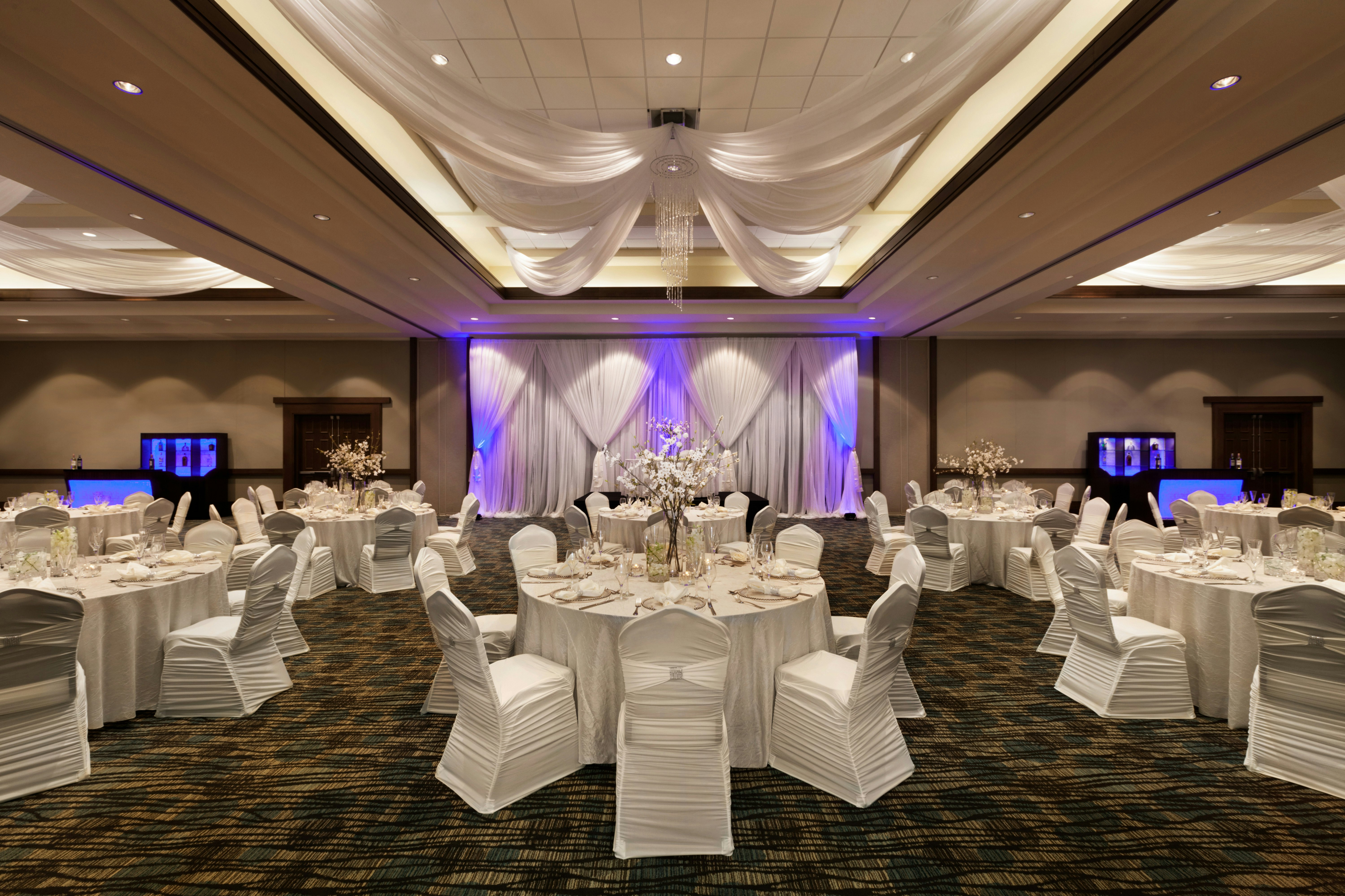 Embassy Suites By Hilton Orlando Lake Buena Vista South 75/82