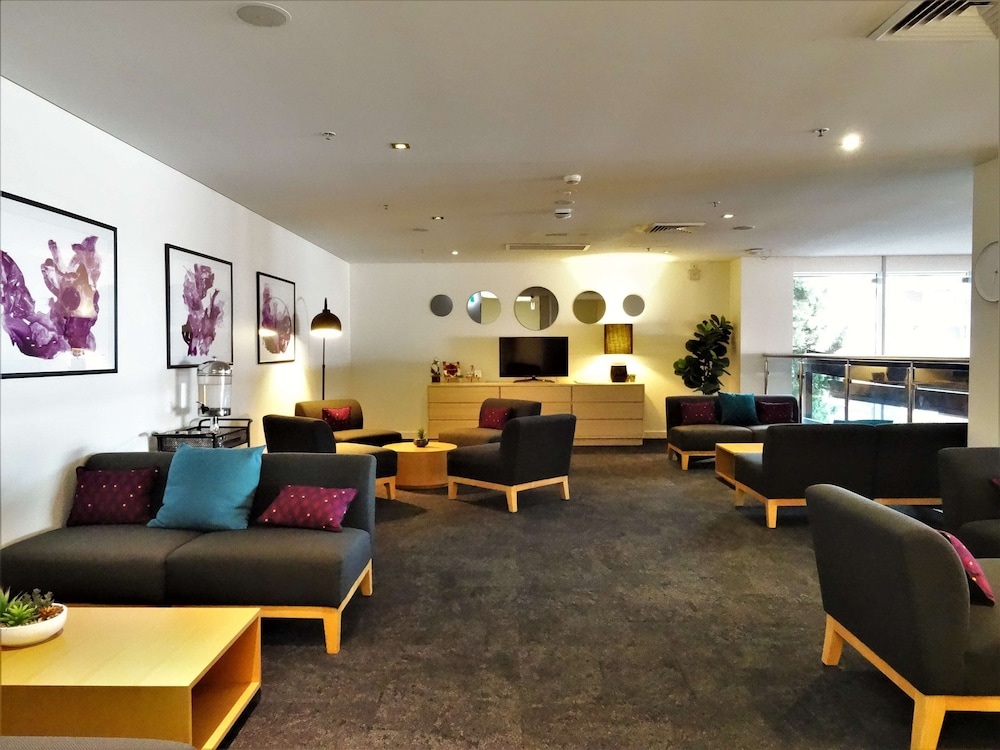 Sage Hotel Wollongong 53/75