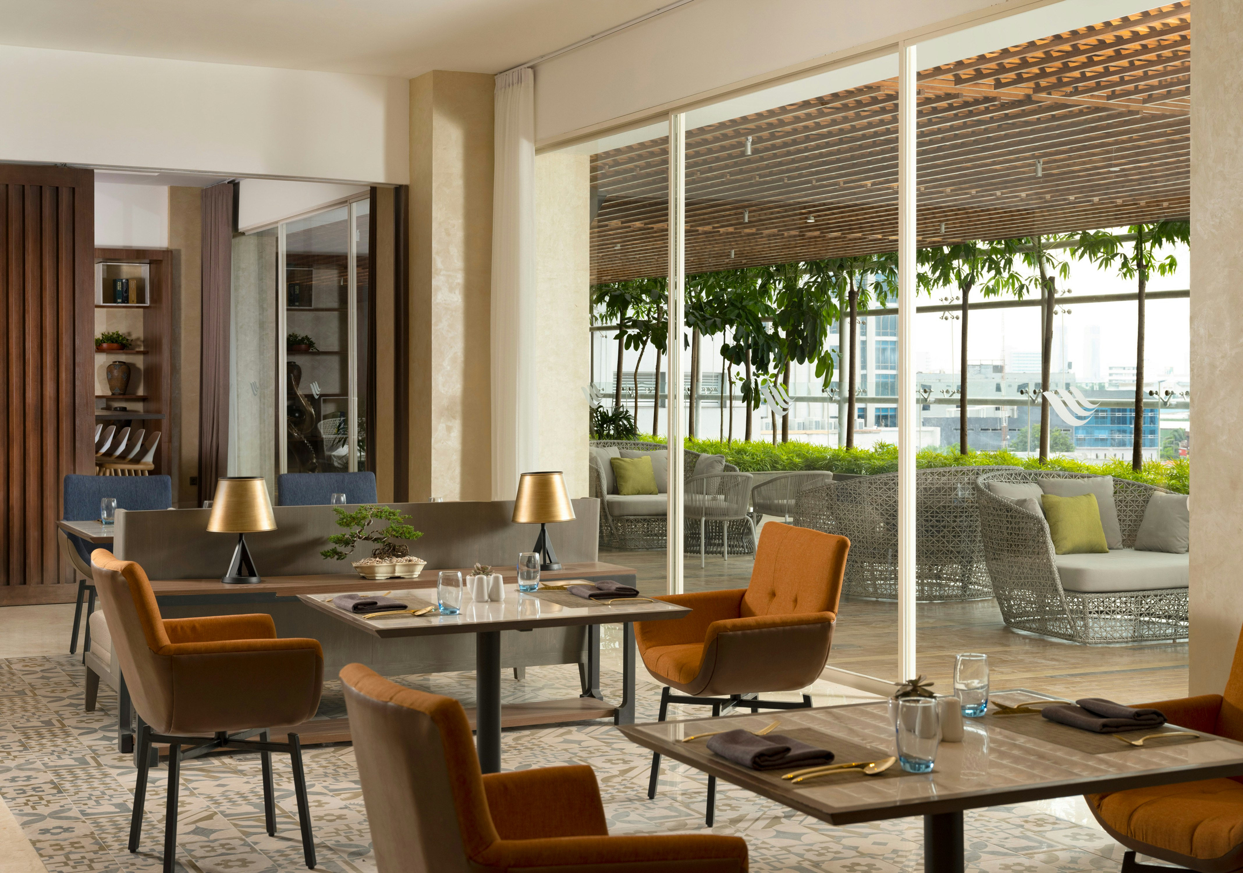 Doubletree By Hilton Surabaya 56/74