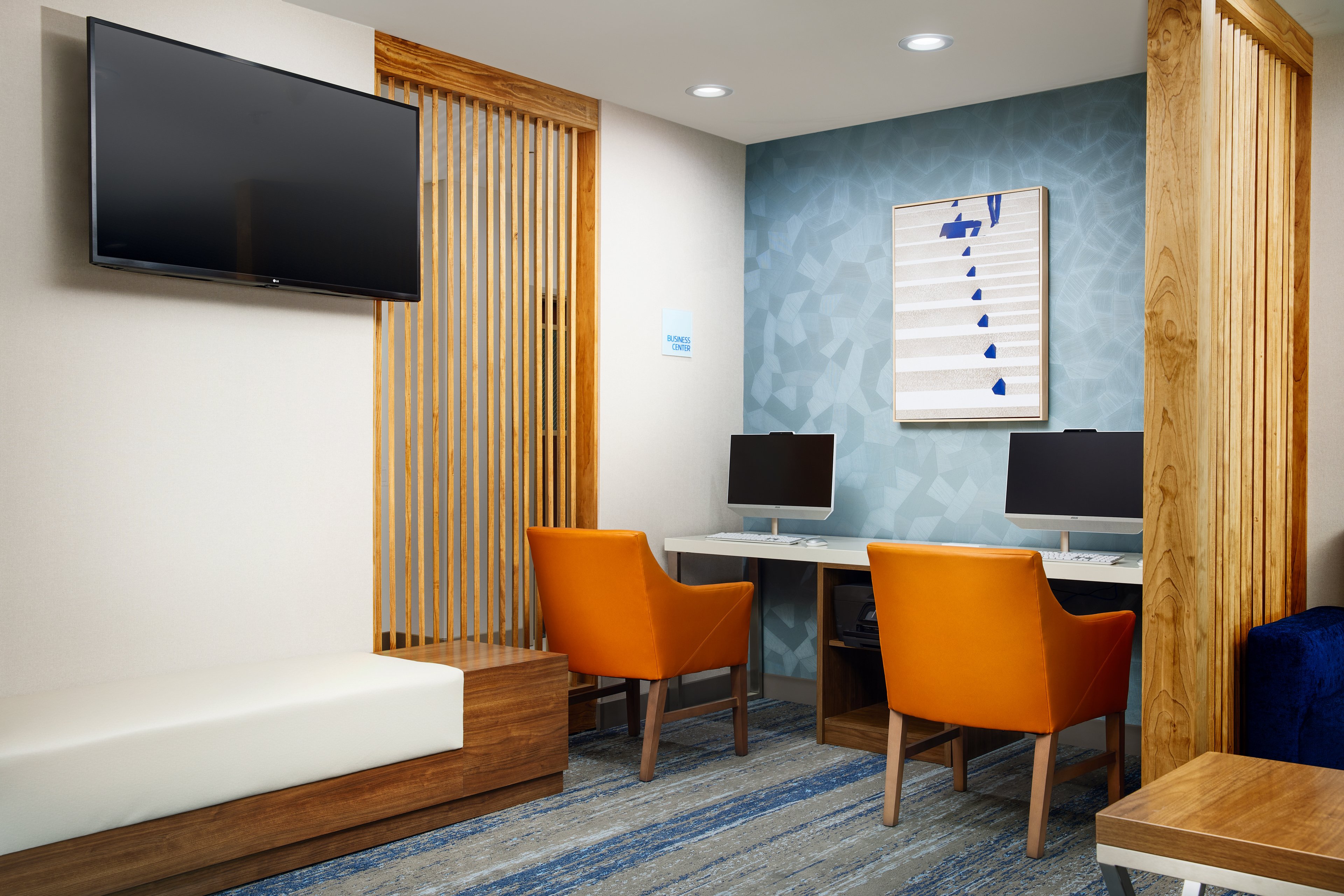 Holiday Inn Express Hotel And Suites Bridgeport 45/50