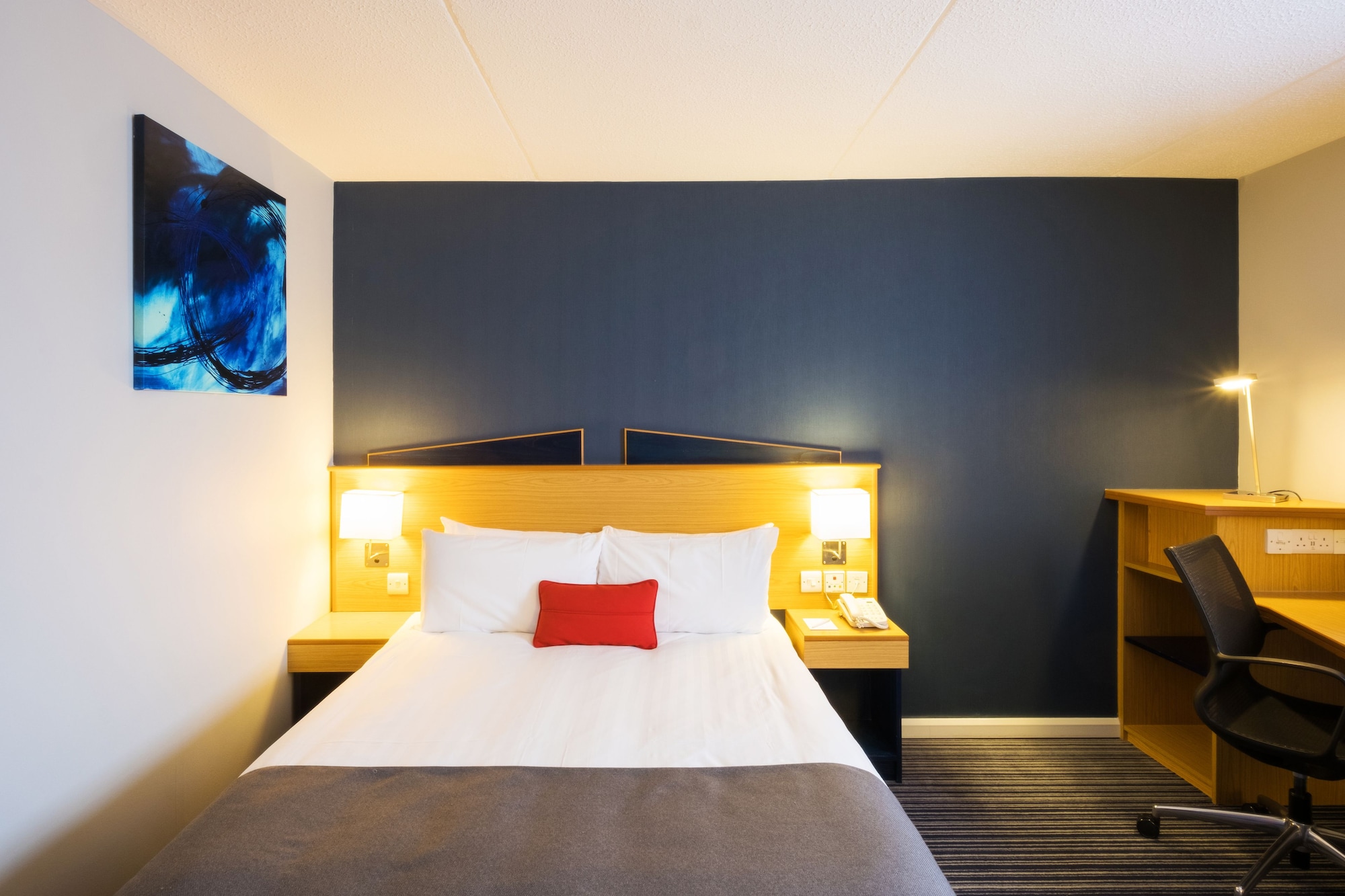 غرفة قياسية بسرير مزدوج لذوي الإعاقة، Holiday Inn Express Perth 10/10