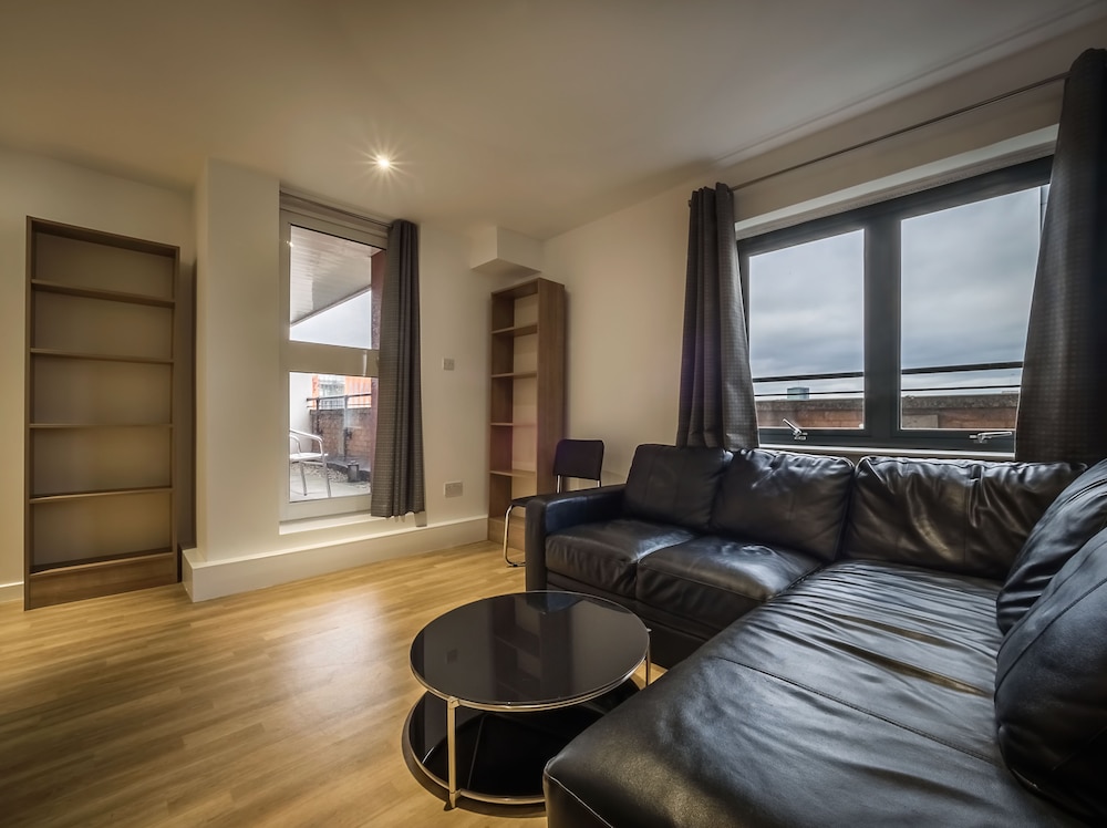 LSE HIGH HOLBORN 30/45